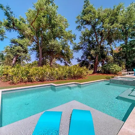 32 Heath Dr Villa